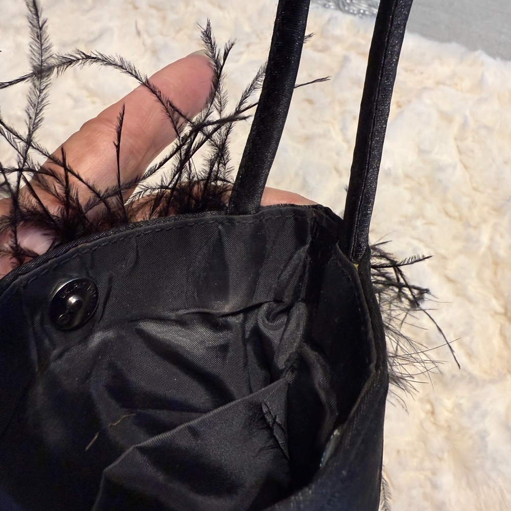 Elegant Black Feathered Women's Bag - Picture 11 of 13